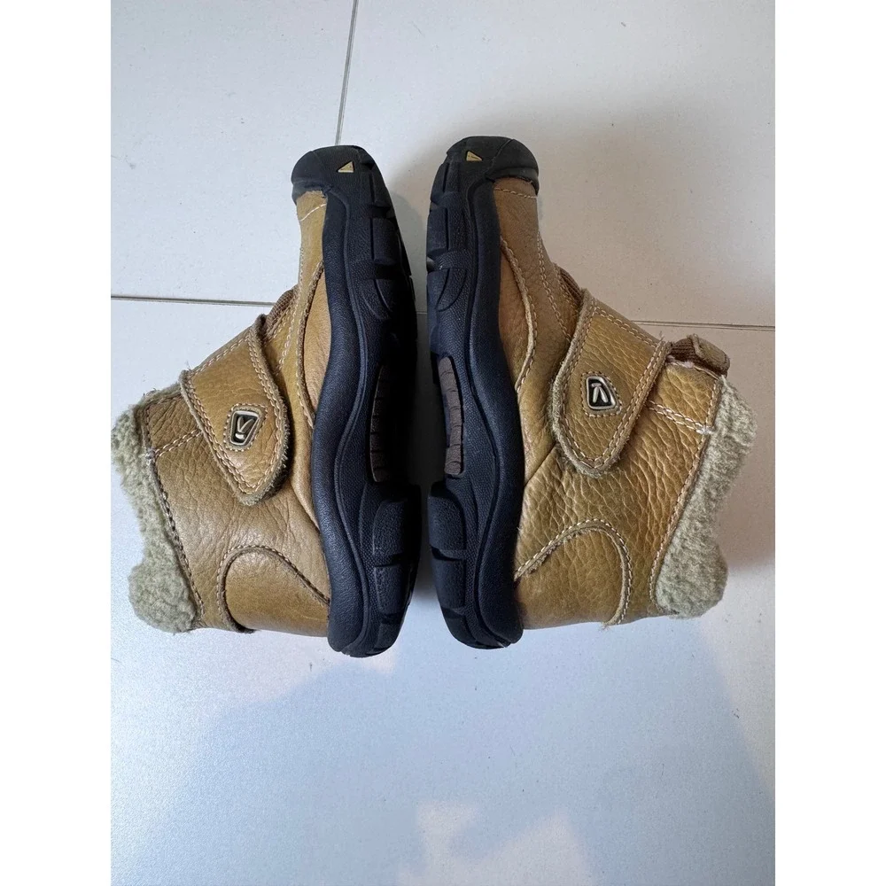 KEEN Leather‎ Faux Fur Trim Ankle Boots Kids Size 11 Tan Winter Gorpcore